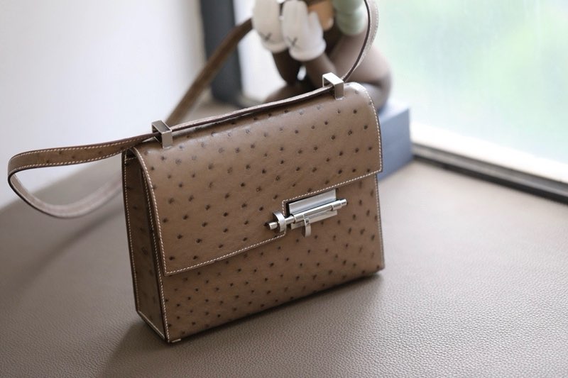 Hermes Verrou 21 Ostrich Etoupe PHW